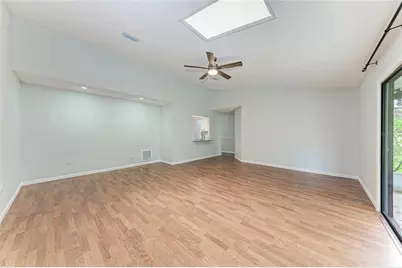 5506 82nd Avenue Drive E, Palmetto, FL 34221 - Photo 10