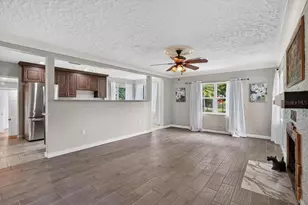 1830 9th Ave W, Bradenton, FL 34205 - Photo 4