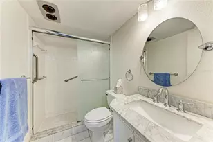 6999 W Country Club Dr N, Sarasota, FL 34243 - Photo 22