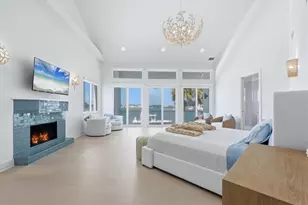 216 Bird Key Dr, Sarasota, FL 34236 - Photo 26