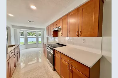 8228 Constance Drive, Sarasota, FL 34243 - Photo 14