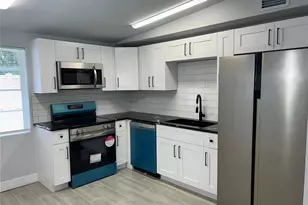 1411 24th Ave E, Bradenton, FL 34208 - Photo 14