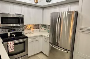 4138 Central Sarasota Pkwy, Sarasota, FL 34238 - Photo 8