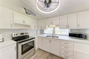 4924 Oakland Hills Ave, Sarasota, FL 34234 - Photo 18