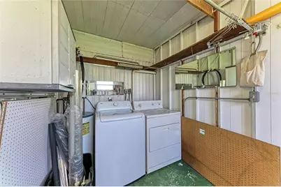 4924 Oakland Hills Avenue, Sarasota, FL 34234 - Photo 36