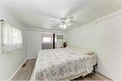 4924 Oakland Hills Avenue, Sarasota, FL 34234 - Photo 20