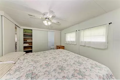 4924 Oakland Hills Avenue, Sarasota, FL 34234 - Photo 22