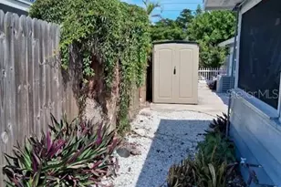 2741 Parma St, Sarasota, FL 34231 - Photo 28