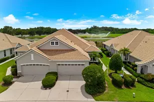 6942 Woodmore Terrace, Lakewood Ranch, FL 34202 - Photo 2