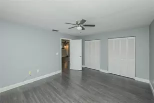 1625 Bay Hill Cir, Sarasota, FL 34232 - Photo 30