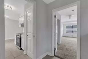 2522 Stratford Dr, Sarasota, FL 34232 - Photo 18