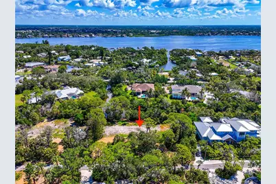 7233 Pine Needle Road, Sarasota, FL 34242 - Photo 8