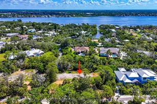7233 Pine Needle Rd, Sarasota, FL 34242 - Photo 8