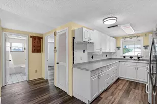 524 Spring Ave, Anna Maria, FL 34216 - Photo 20