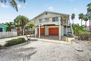 524 Spring Ave, Anna Maria, FL 34216 - Photo 2