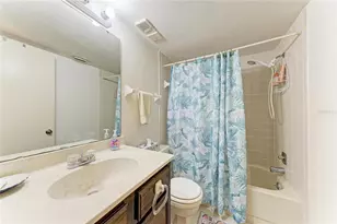 5200 Lake Village Dr, Sarasota, FL 34235 - Photo 22