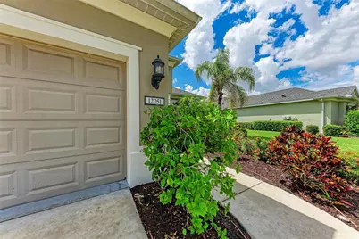 12051 Forest Park Circle, Bradenton, FL 34211 - Photo 4