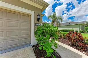 12051 Forest Park Cir, Bradenton, FL 34211 - Photo 4