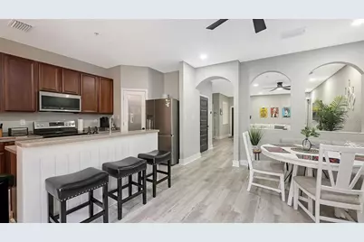 3827 Parkridge Circle #1-102, Sarasota, FL 34243 - Photo 12