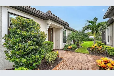 6066 Mesa Glen, Bradenton, FL 34203 - Photo 2