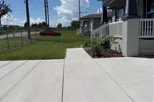 21015 Market St, Dade City, FL 33523 - Photo 2
