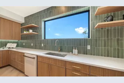 2908 Avenue B, Bradenton Beach, FL 34217 - Photo 12