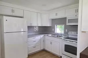 3415 Spanish Oak Terrace, Sarasota, FL 34237 - Photo 10