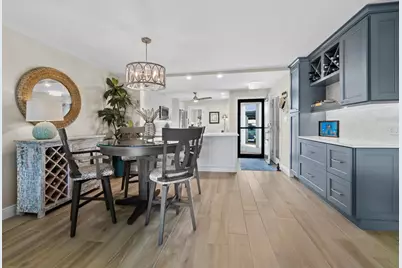 448 Gulf Of Mexico Drive #A104, Longboat Key, FL 34228 - Photo 14