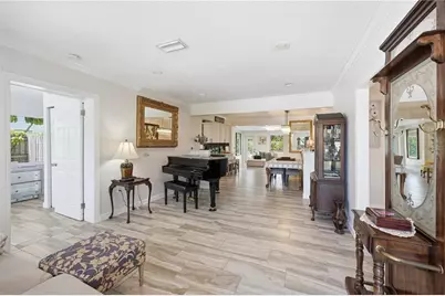4925 Remington Drive, Sarasota, FL 34234 - Photo 8