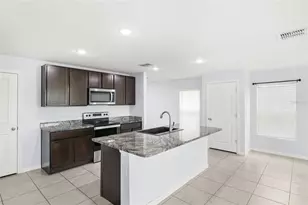10116 Charlotte Dr., Parrish, FL 34219 - Photo 8