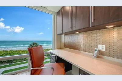 2425 Gulf Of Mexico Drive #3A, Longboat Key, FL 34228 - Photo 16