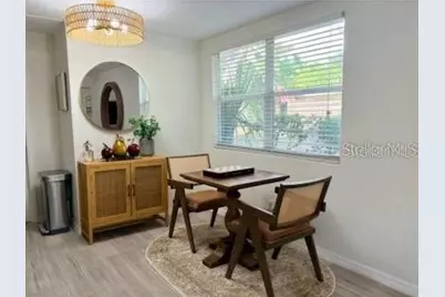 2440 Hillview Street, Sarasota, FL 34239 - Photo 4