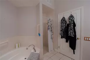 7492 Botanica Pkwy, Sarasota, FL 34238 - Photo 40