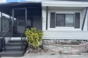 512 51st Ave Dr W, Bradenton, FL 34207 - Photo 2