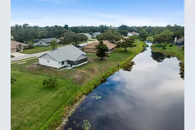 112 Woodingham Drive, Venice, FL 34292 - Photo 32