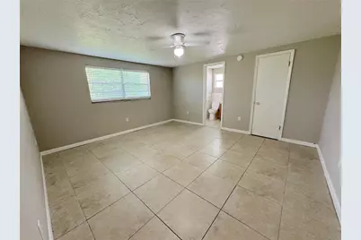 3883 Hawkeye Circle, Sarasota, FL 34232 - Photo 10