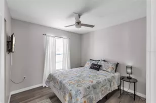 2714 42nd St W, Bradenton, FL 34205 - Photo 12