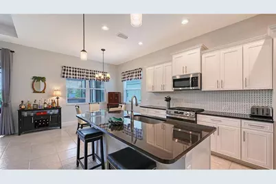 13667 Old Creek Court, Parrish, FL 34219 - Photo 8