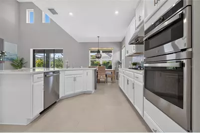 9069 Luna Lane, Sarasota, FL 34241 - Photo 14