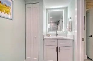 104 Avenida Veneccia, Sarasota, FL 34242 - Photo 10