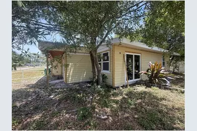 4730 W Wallace Avenue, Tampa, FL 33611 - Photo 2