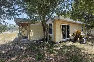 4730 W Wallace Ave, Tampa, FL 33611 - Photo 2