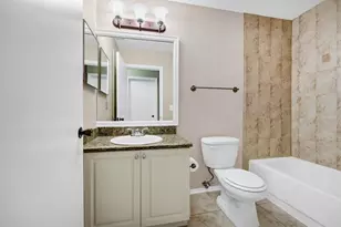 2550 N Alafaya Trail, Orlando, FL 32826 - Photo 16