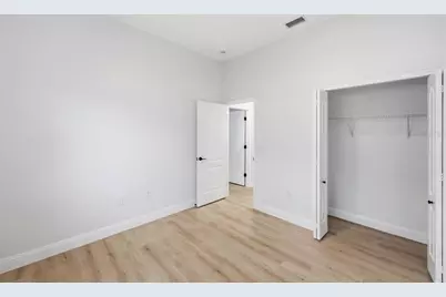6011 Chaparral Avenue, Sarasota, FL 34243 - Photo 28