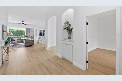 6011 Chaparral Avenue, Sarasota, FL 34243 - Photo 2