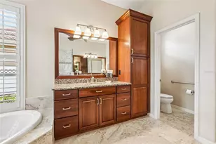 403 Lansbrook Dr, Venice, FL 34292 - Photo 32
