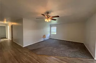 3276 Brunswick Ln, Sarasota, FL 34239 - Photo 2