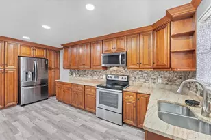 513 25th Ave W, Bradenton, FL 34205 - Photo 10