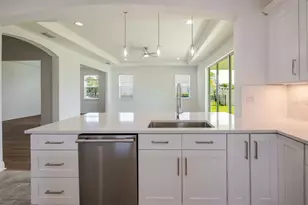4789 Vasca Dr, Sarasota, FL 34240 - Photo 24