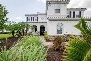4789 Vasca Dr, Sarasota, FL 34240 - Photo 2